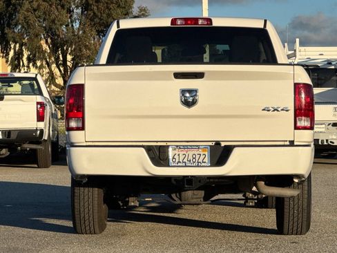 Used 2019 RAM 1500 Express AWD/4WD image 5