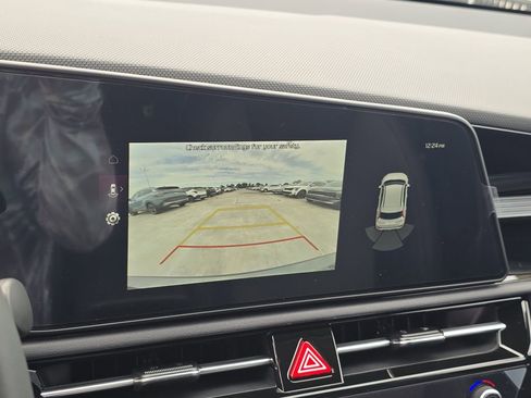 New 2026 Kia Niro EX FWD image 22