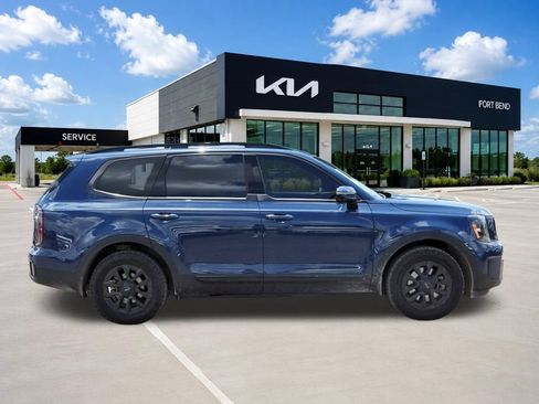 Used 2025 Kia Telluride SX Prestige X-Pro AWD/4WD image 4