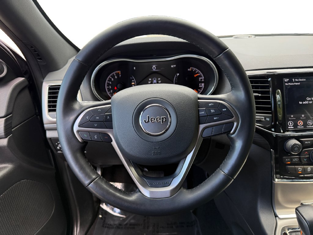 Used 2021 Jeep Grand Cherokee Laredo X AWD/4WD image 12