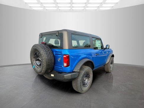 New 2025 Ford Bronco Base w/ Sasquatch Package image 4