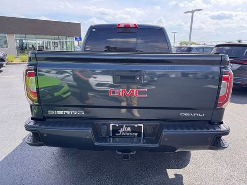 Used 2018 GMC Sierra 1500 Denali w/ Denali Ultimate Package AWD/4WD image 4