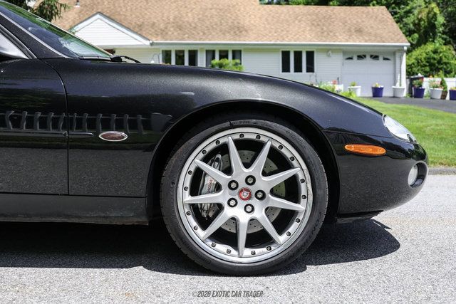 Used 2002 Jaguar XK8 Convertible RWD image 11