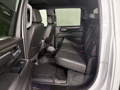 Used 2024 Chevrolet Silverado 2500 LTZ w/ LTZ Premium Package image 30