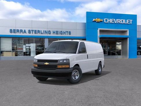 New 2025 Chevrolet Express 2500 Work Van w/ Communications Package image 9