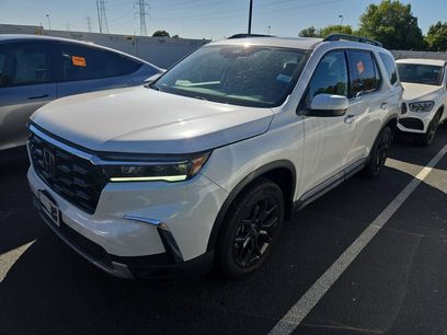 Used 2025 Honda Pilot Touring