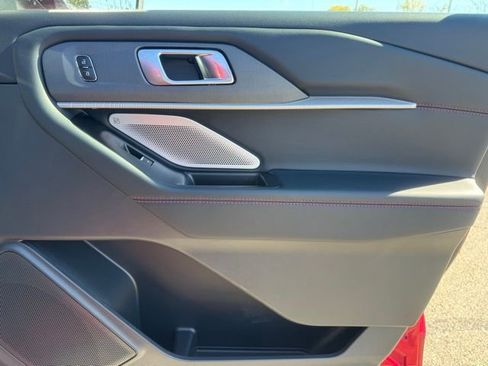 Used 2025 Ford Explorer ST w/ Sun And Sound Package image 26