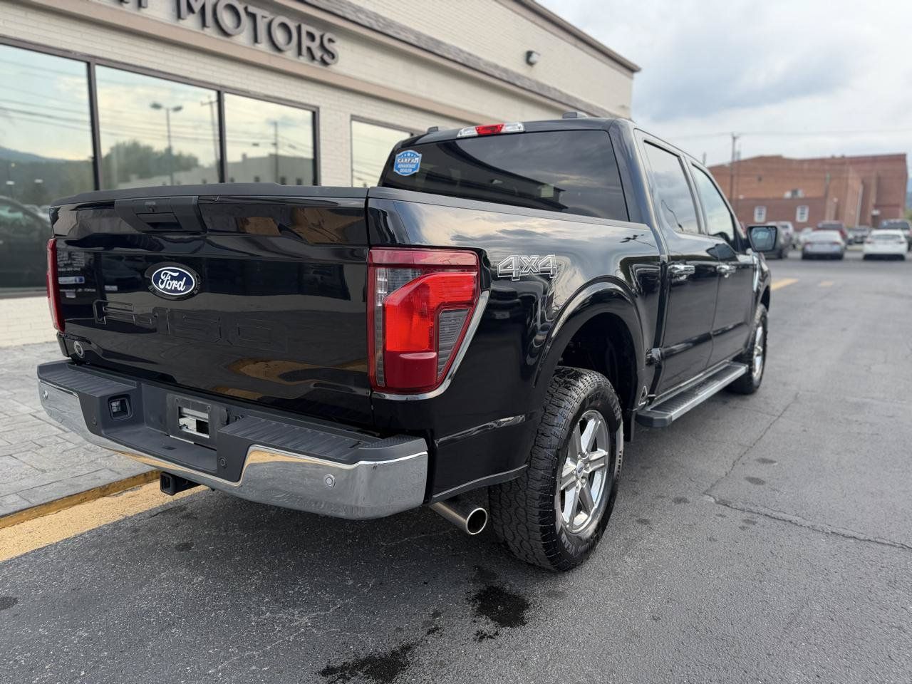Used 2025 Ford F150 XLT w/ Equipment Group 301A Standard AWD/4WD image 3