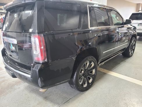 Used 2018 GMC Yukon Denali w/ Denali Ultimate Black Edition AWD/4WD image 5