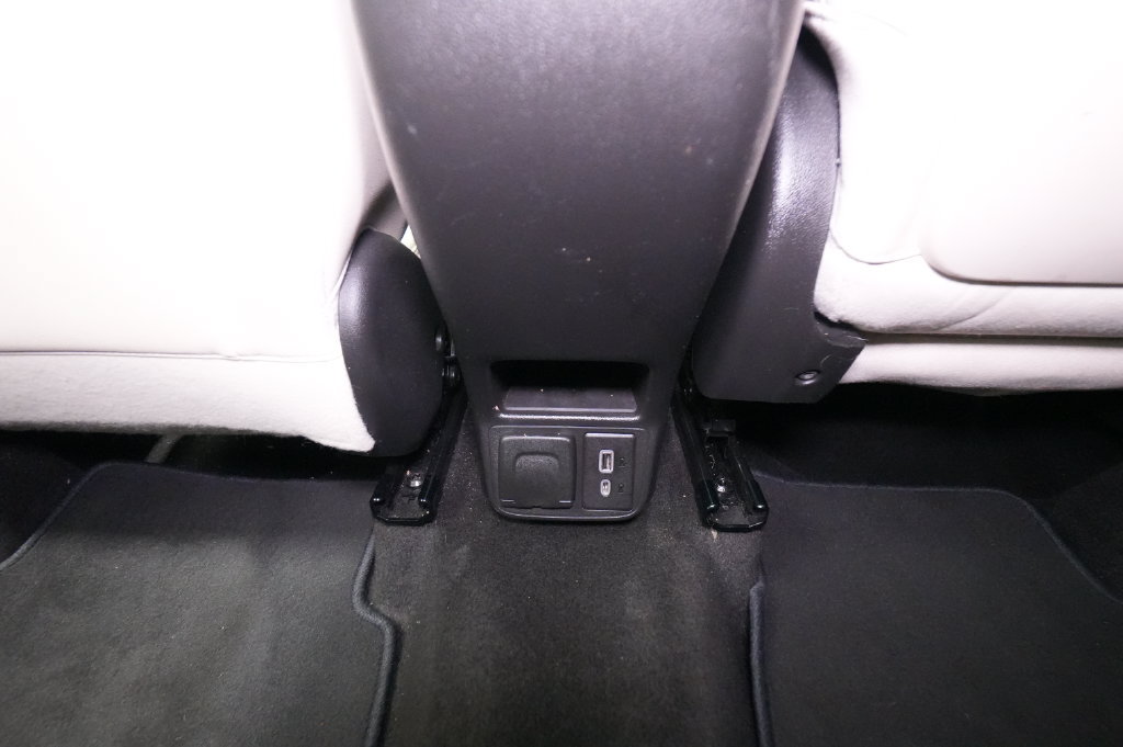 Used 2020 Buick Encore GX Essence w/ Experience Buick Package AWD/4WD image 23