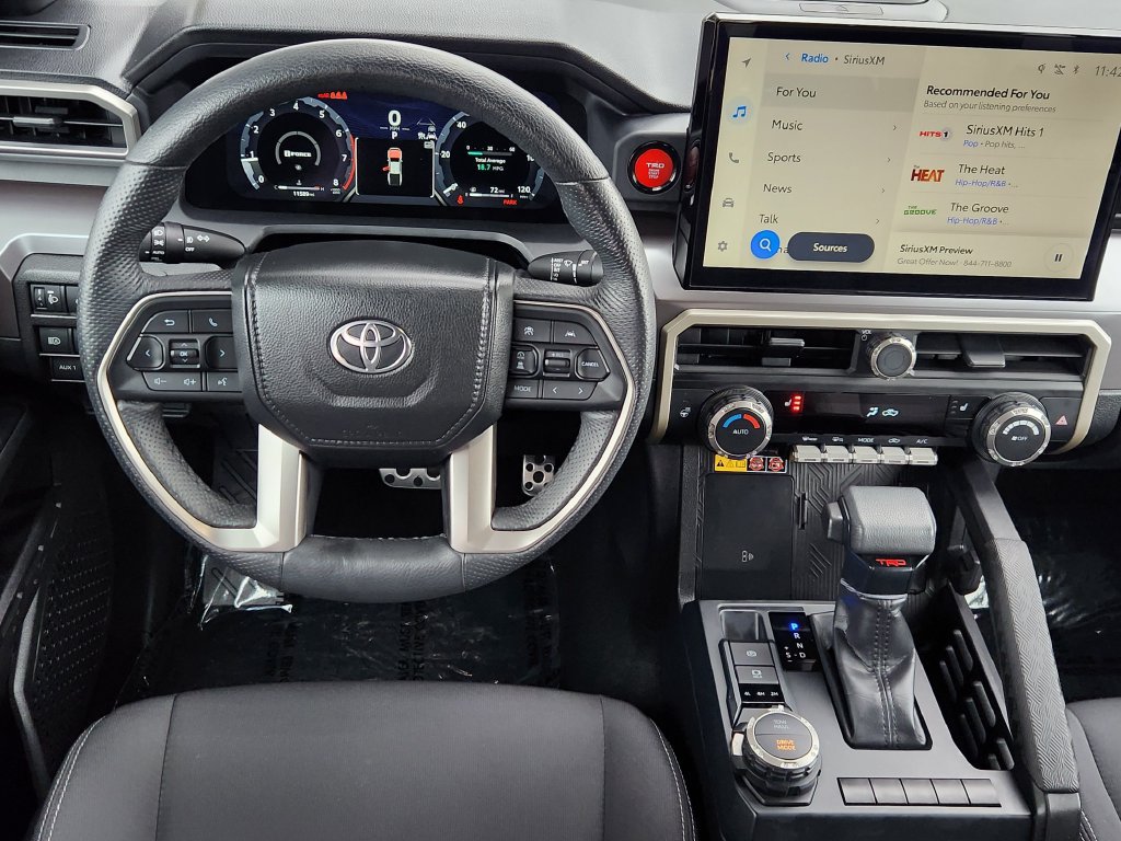 Used 2025 Toyota Tacoma TRD Sport w/ TRD Sport Upgrade Package AWD/4WD image 3