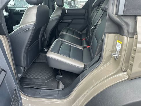 Certified 2025 Ford Bronco Outer Banks w/ Sasquatch Package image 22
