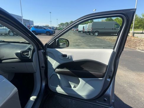 Used 2018 Jeep Compass Limited w/ Navigation Group AWD/4WD image 49