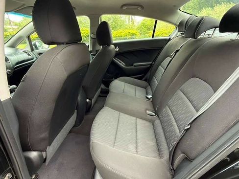 Used 2016 Kia Forte LX FWD image 17