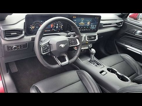 Used 2025 Ford Mustang GT Premium RWD image 11