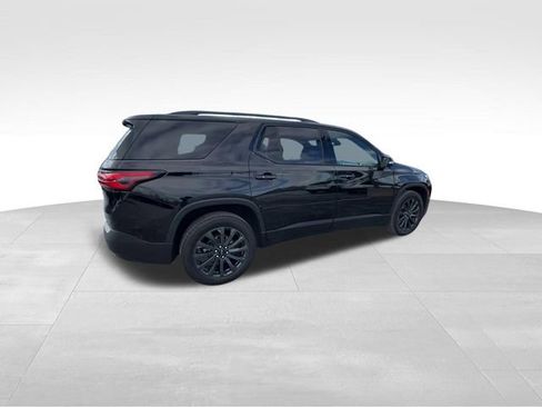 Certified 2023 Chevrolet Traverse RS w/ LPO, Floor Liner Package image 10