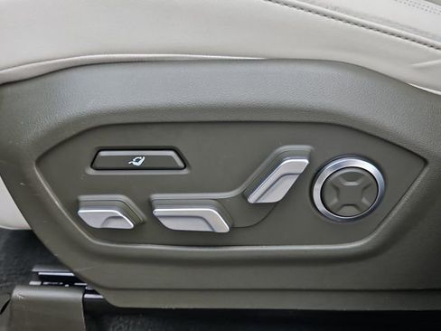 Certified 2024 Hyundai Santa Fe Calligraphy image 12