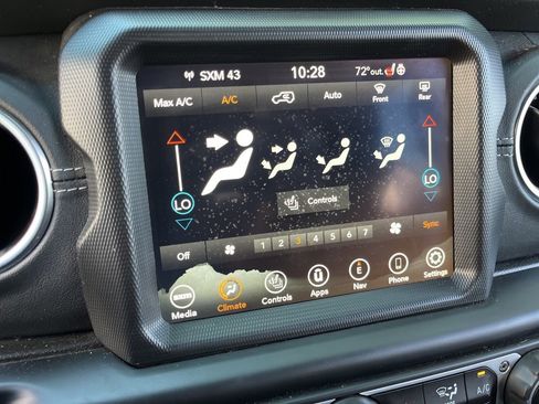 Used 2022 Jeep Wrangler Unlimited Sahara w/ Cold Weather Group image 43