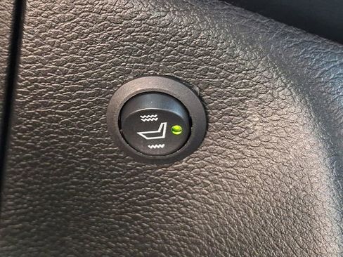 Used 2021 Jeep Wrangler Unlimited Sahara AWD/4WD image 26