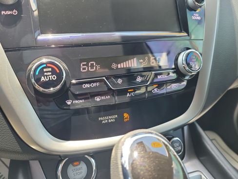 Used 2024 Nissan Murano SV w/ SV Midnight Edition Package FWD image 27