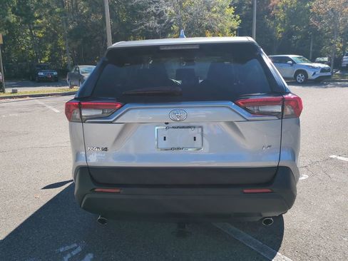 Used 2023 Toyota RAV4 LE image 6