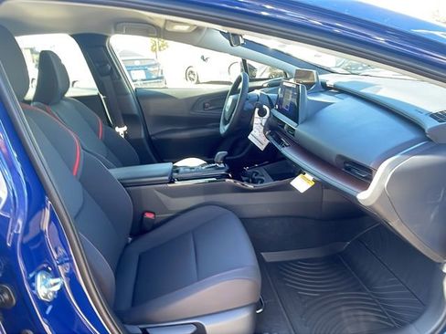 New 2026 Toyota Prius SE image 14