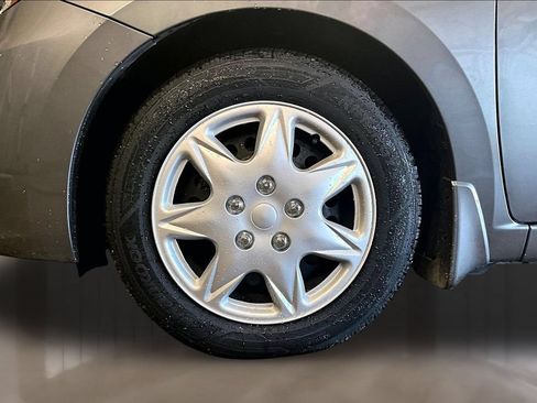 Used 2023 Nissan Versa S w/ Electronics Package FWD image 8