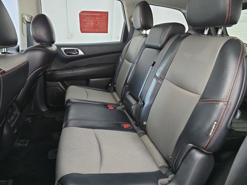 Certified 2019 Nissan Pathfinder SV w/ Rock Creek Edition image 14