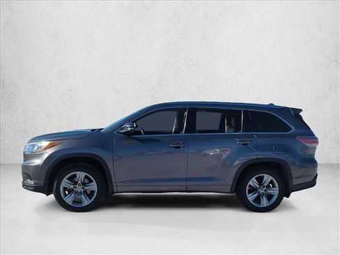 Used 2015 Toyota Highlander Limited image 8