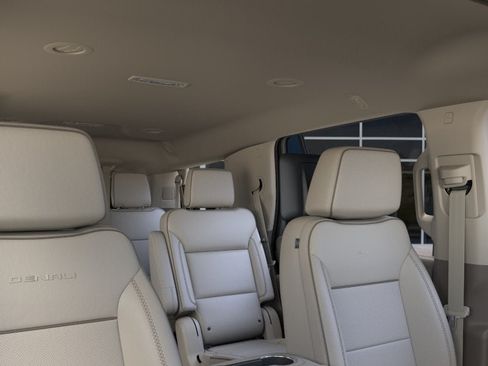 New 2026 GMC Yukon Denali w/ Advanced Technology Package AWD/4WD image 25