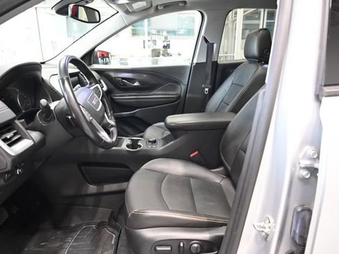 Used 2021 GMC Terrain SLT w/ Elevation Edition FWD image 9