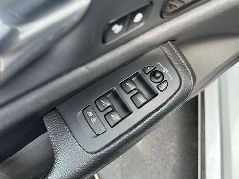 Used 2022 Volvo S60 B5 Inscription w/ Advanced Package FWD image 19