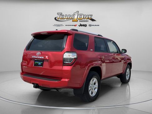 Used 2024 Toyota 4Runner SR5 RWD image 11