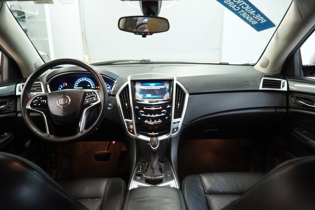 Used 2015 Cadillac SRX FWD image 18