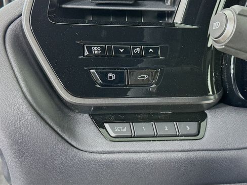 New 2026 Lexus TX 500h AWD image 10