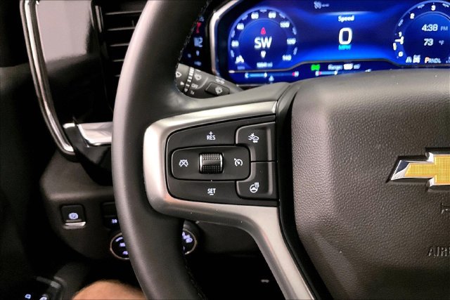 Used 2025 Chevrolet Silverado 1500 LT AWD/4WD image 26