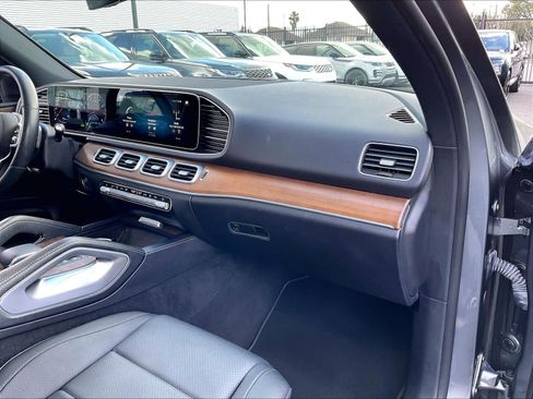 Used 2021 Mercedes-Benz GLE 450 4MATIC image 18