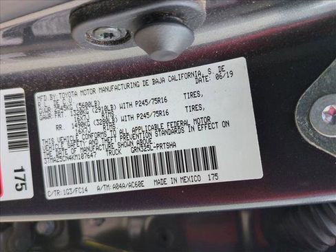 Used 2019 Toyota Tacoma SR5 RWD image 15