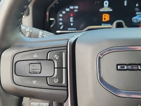 Used 2024 GMC Yukon XL Denali Ultimate AWD/4WD image 21