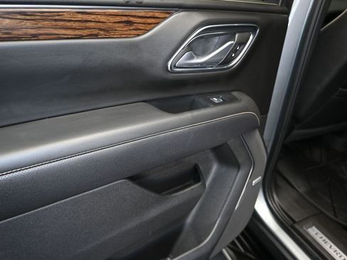 Used 2024 Chevrolet Tahoe Premier RWD image 15