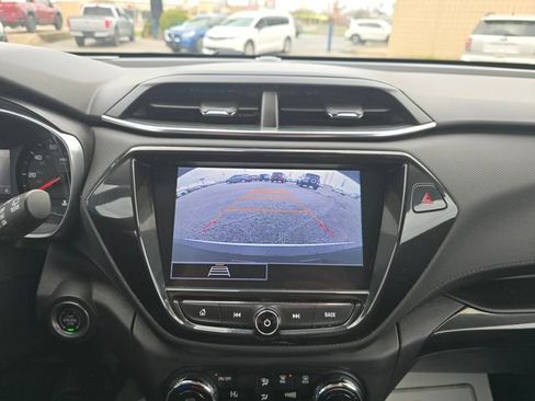 Used 2021 Chevrolet TrailBlazer LT w/ Convenience Package image 17
