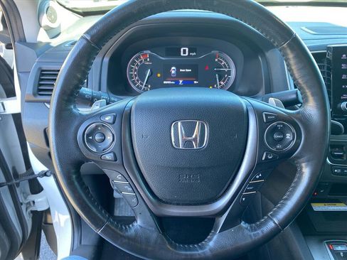 Used 2023 Honda Ridgeline RTL-E image 10