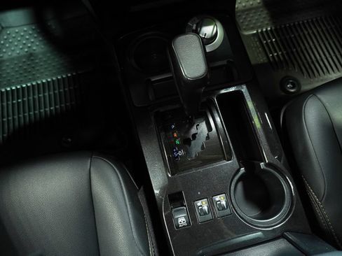 Certified 2023 Toyota 4Runner 40th Anniversary SE AWD/4WD image 19