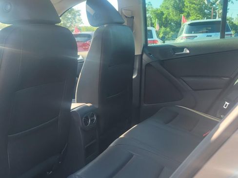 Used 2012 Volkswagen Tiguan S FWD image 16