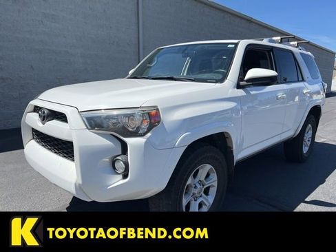 Used 2016 Toyota 4Runner SR5 AWD/4WD image 1