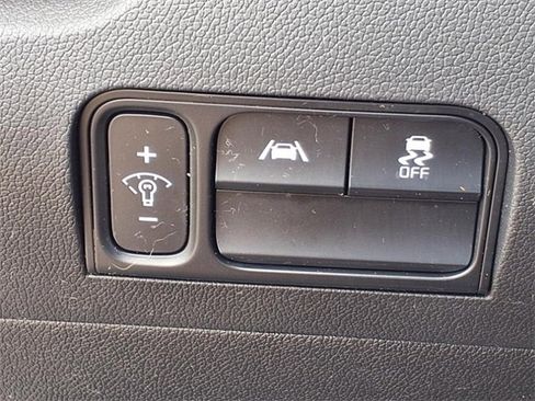 Used 2021 Kia Sorento LX image 24