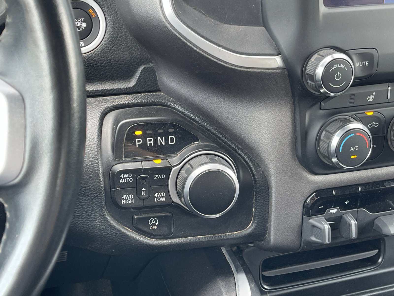 Used 2022 RAM 1500 Big Horn AWD/4WD image 22
