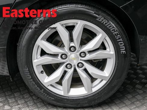 Used 2020 Chevrolet Impala LT w/ LT Convenience Package image 8