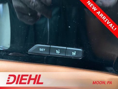 Used 2024 Kia Carnival SX Prestige image 25