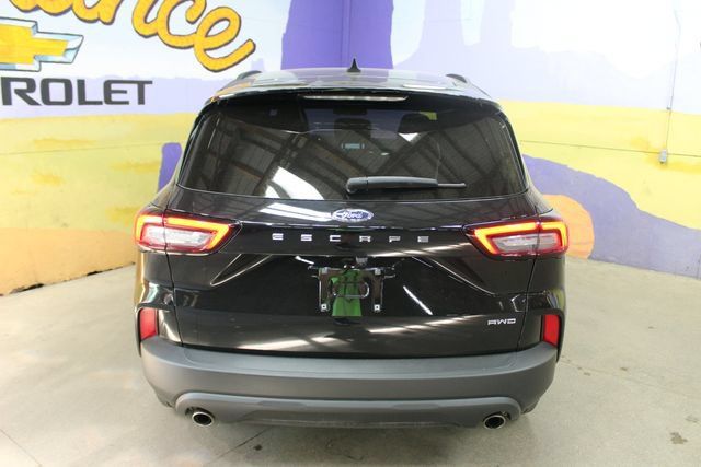 Used 2025 Ford Escape ST-Line AWD/4WD image 7
